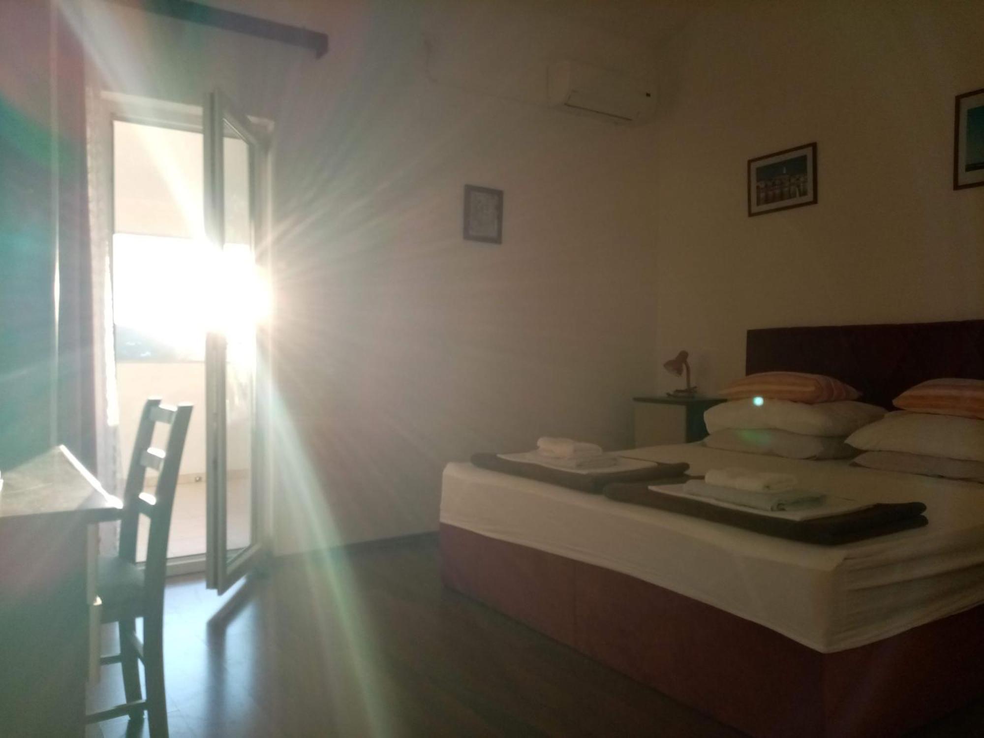 Apartments Franjic Vinišće Zewnętrze zdjęcie