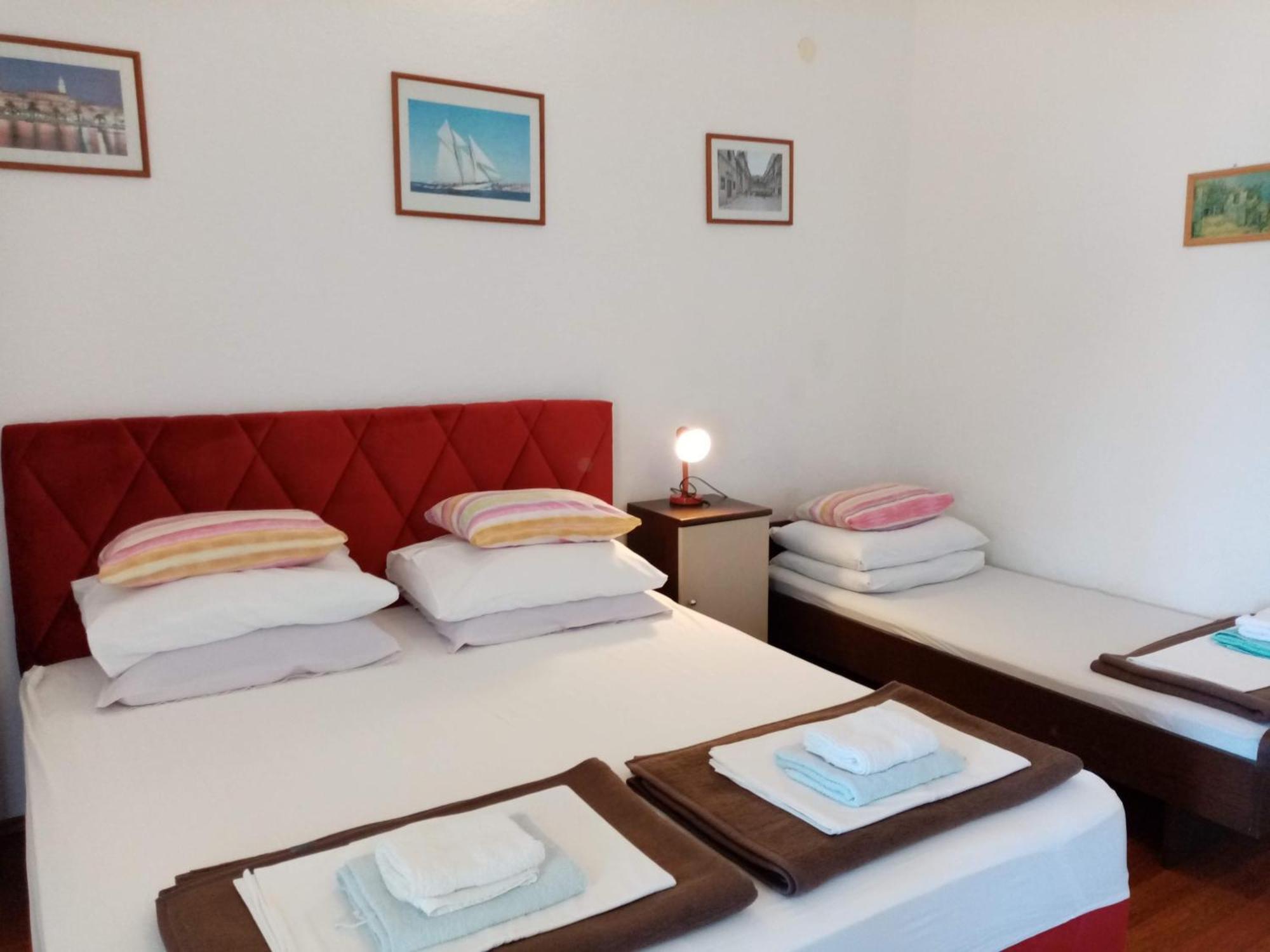 Apartments Franjic Vinišće Zewnętrze zdjęcie