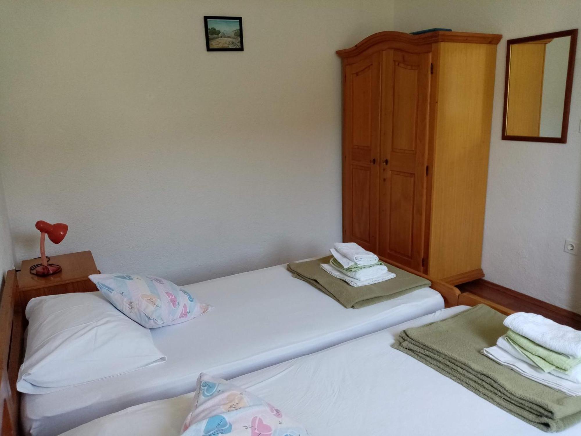 Apartments Franjic Vinišće Zewnętrze zdjęcie